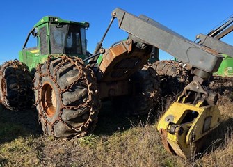 2015 John Deere 848L Skidder